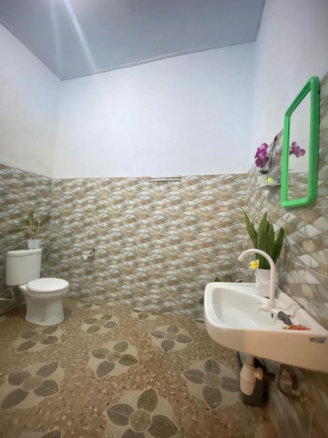 Kuwera Homestay Batununggul Exterior foto